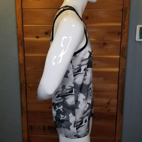 NBA Men's Camo Jersey (size M) - Picture 2 of 9